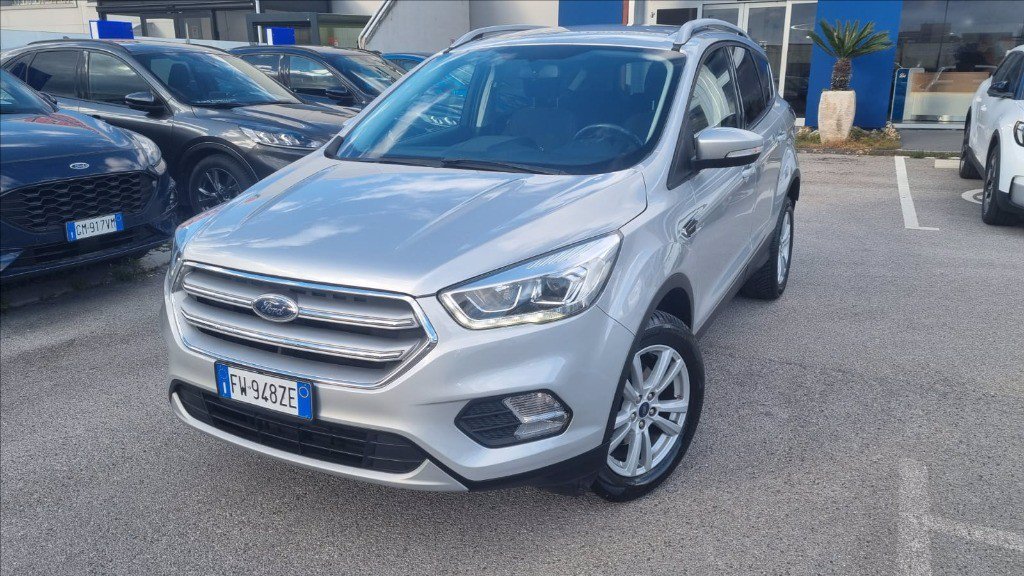 FORD Kuga 1.5 tdci Plus s&s 2wd 120cv my18